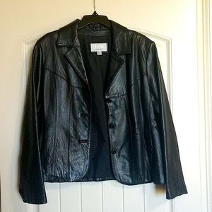 Wilson Leather Maxima lined large black jacket with pockets.